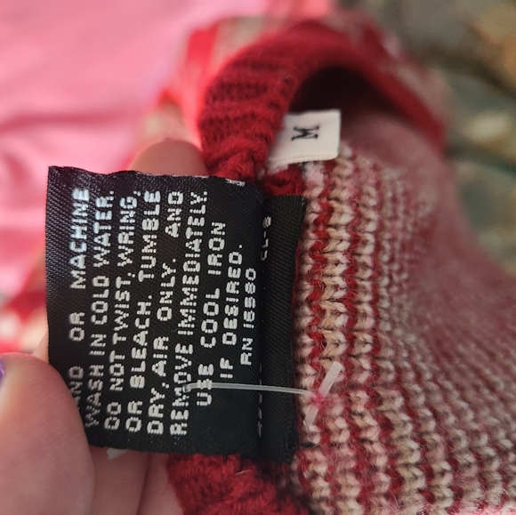 Vintage 1970s sweater size small preppy vneck fitted - Picture 6 of 6